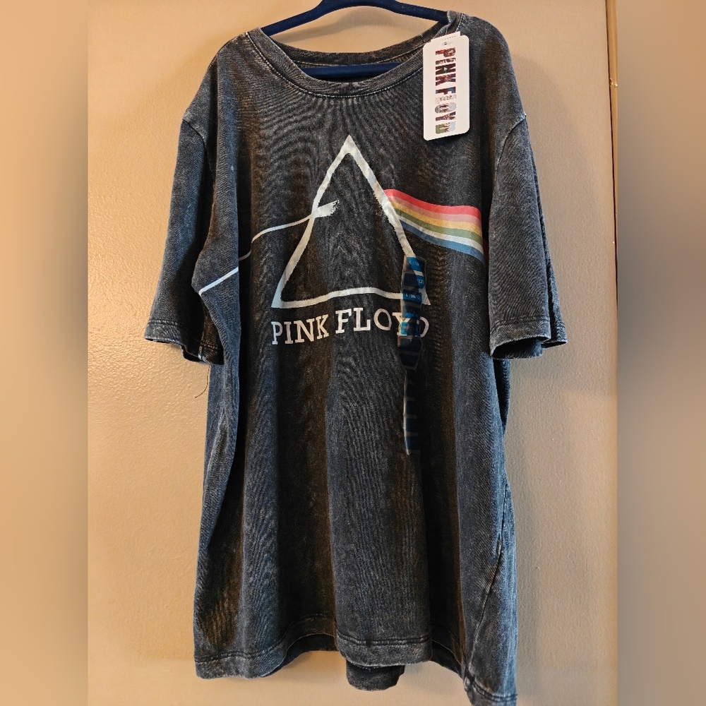 Pink Floyd Graphic T-Shirt